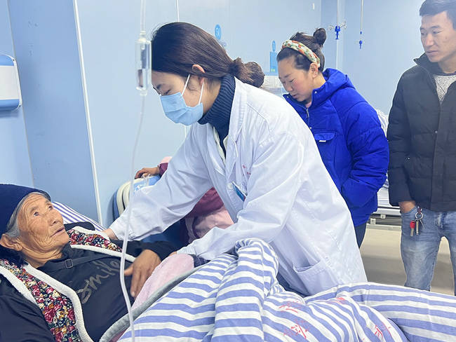 四川省第四人民医院内分泌科医生吴昭华:去喜德,管好沉默的内分泌疾病