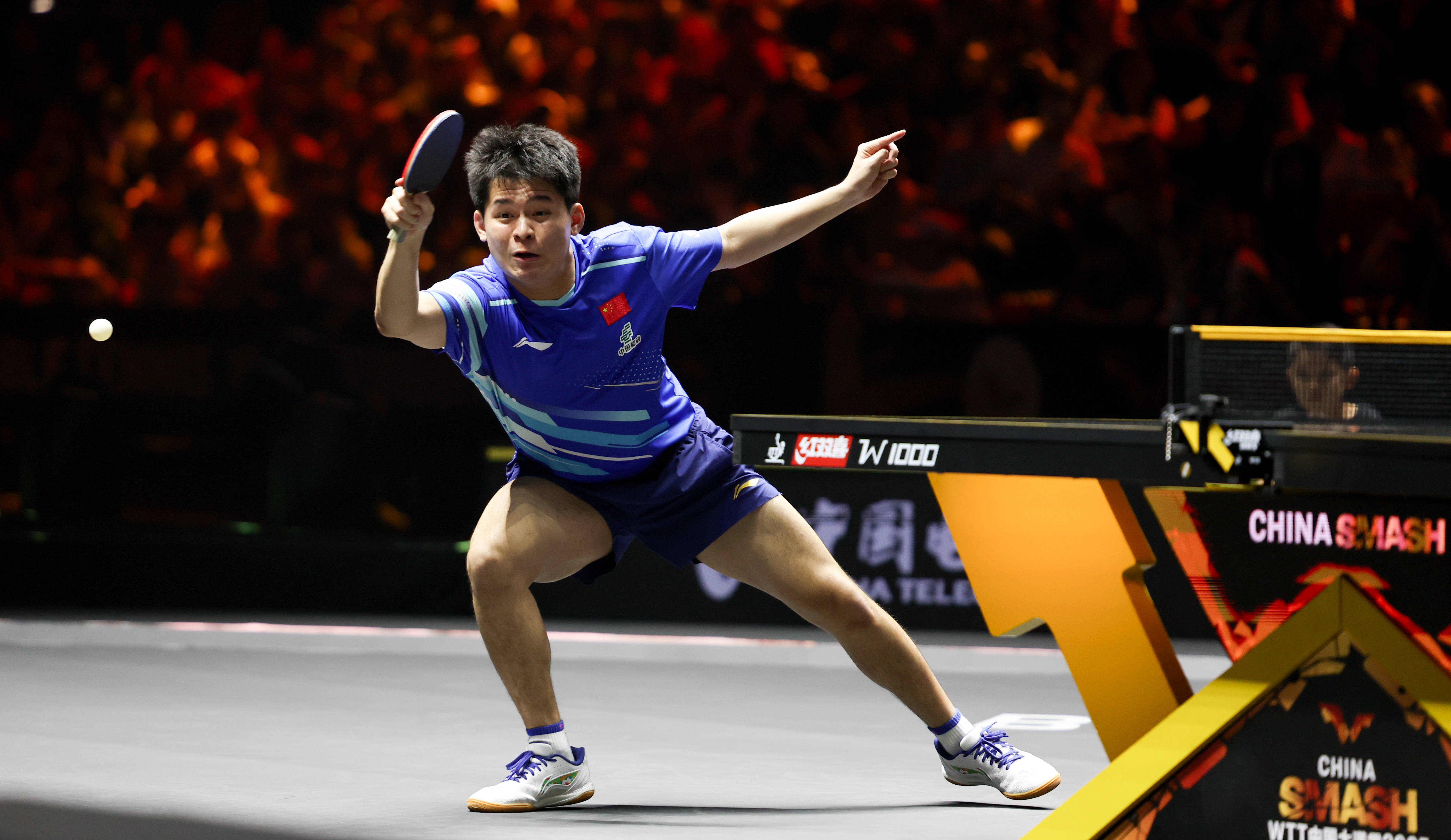 （体育）乒乓球——WTT中国大满贯：林诗栋首轮晋级