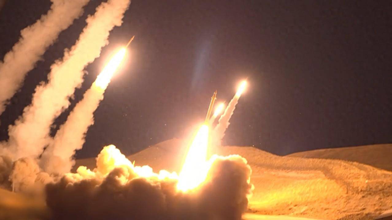 伊朗一查内鬼才发现：12天内高层死伤惨重，一通电话就能被定位？