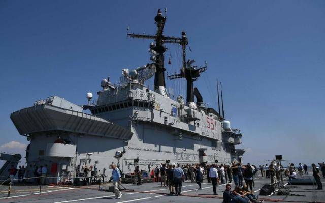 宁花10亿买二手航母,也不要中国全新军舰?印尼在下一盘大棋