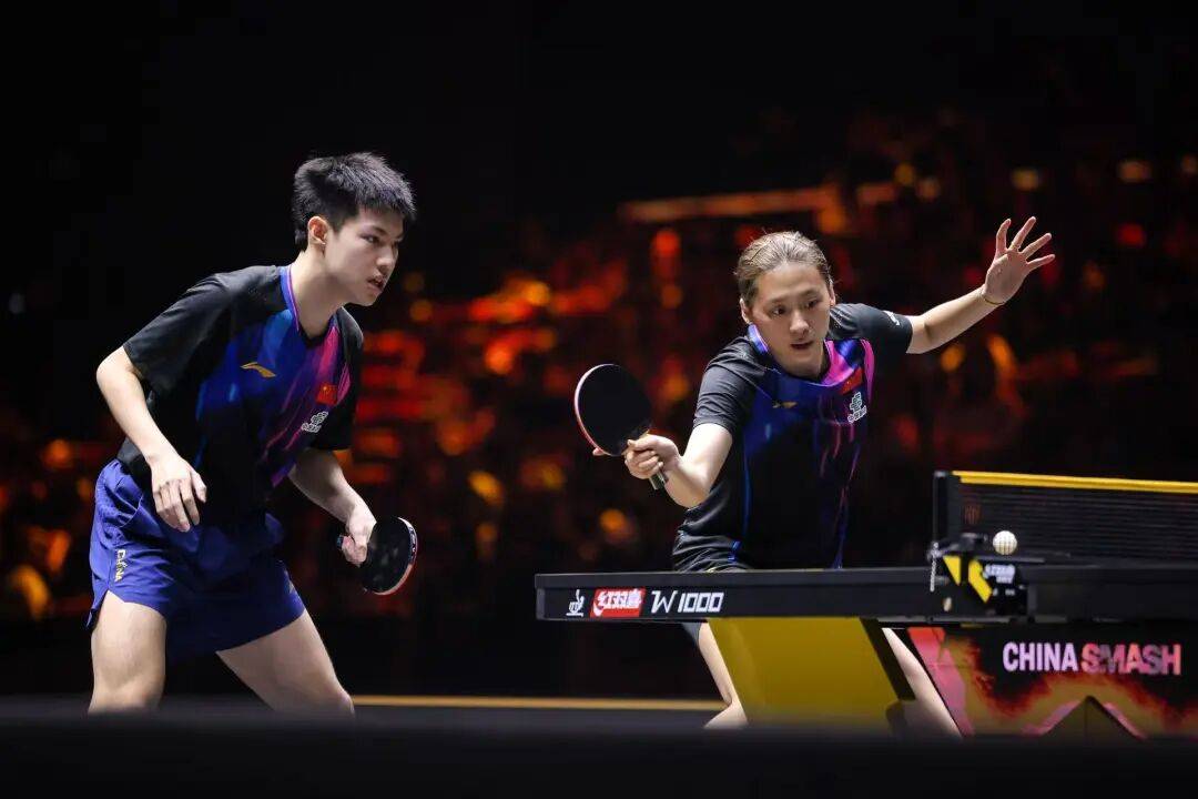 国乒提前锁定混双冠军，男、女双打各有3对进4强 | WTT中国大满贯双打