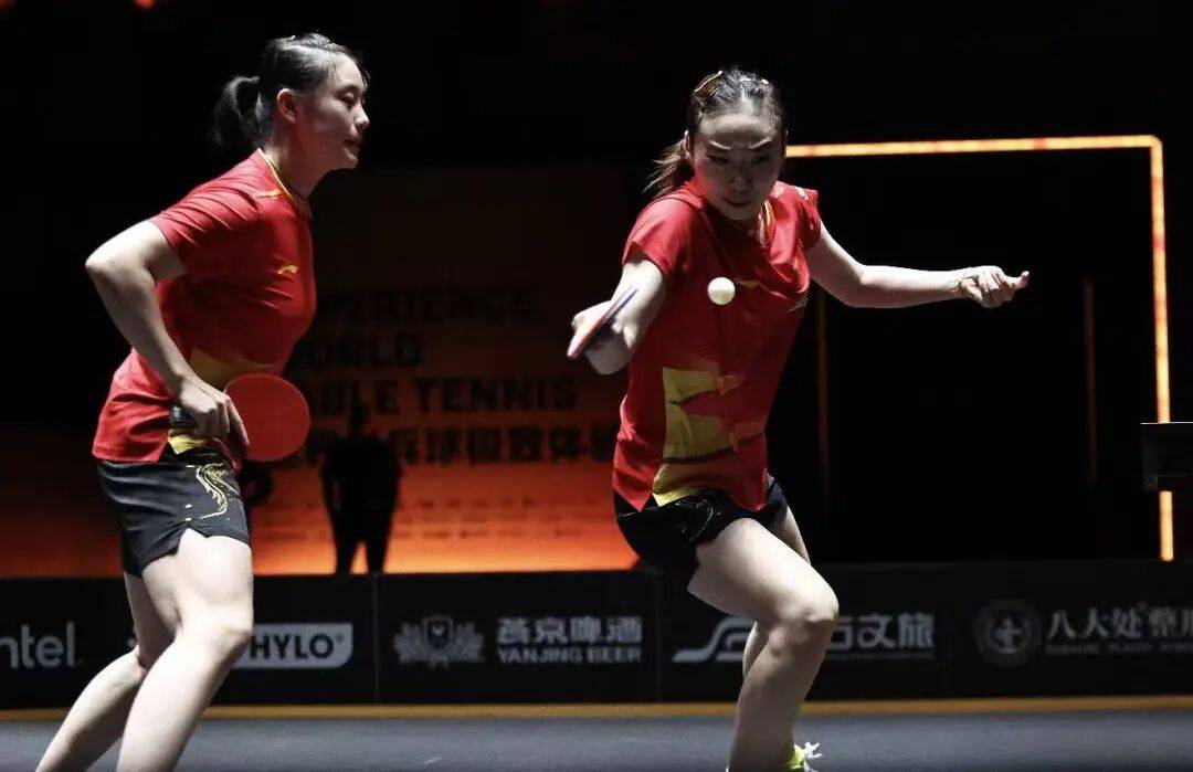 国乒提前锁定混双冠军，男、女双打各有3对进4强 | WTT中国大满贯双打
