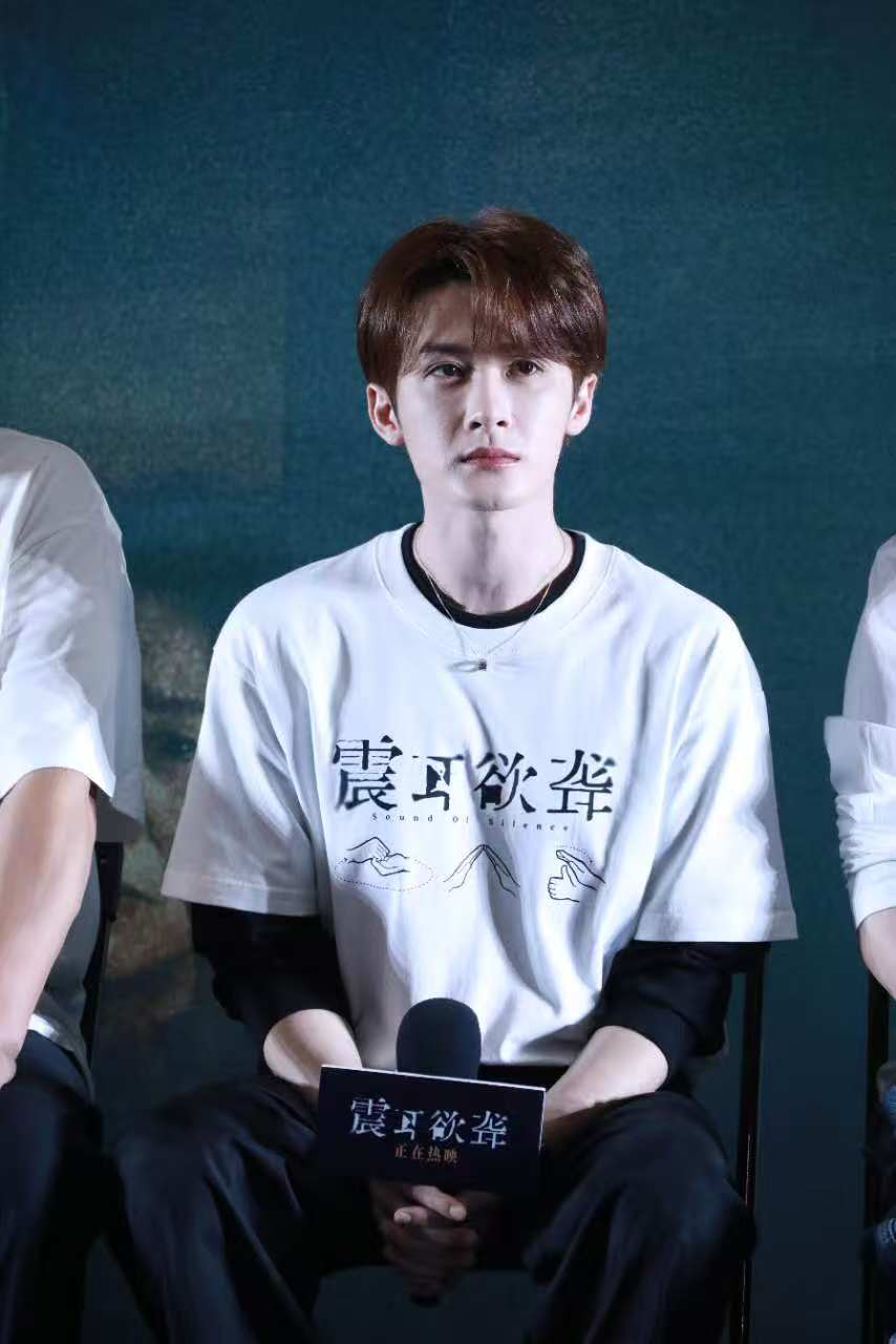 黄晓明大赞檀健次：他能有今天全靠演技努力和人品，期待早日拿影帝