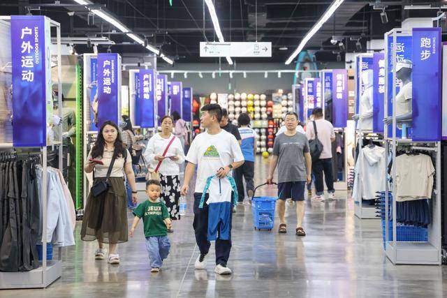 财经聚焦｜向外走！中国户外经济热潮涌动