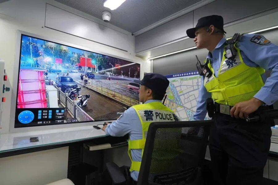 突然群发！大批上海市民收到警方短信！全市爆火网红已被锁定...有爸爸因孩子违规被罚款