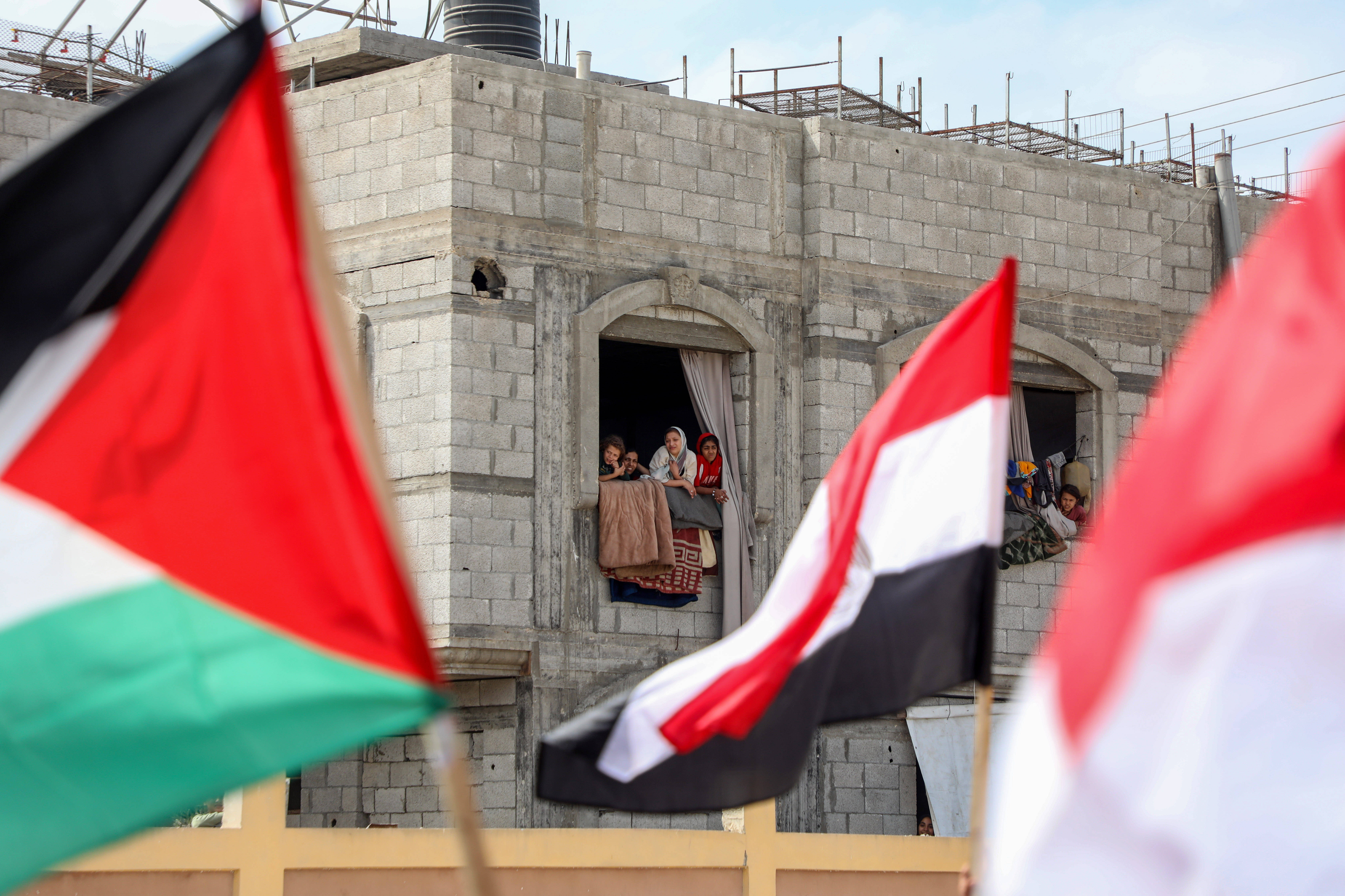 巴勒斯坦民众庆祝加沙停火协议